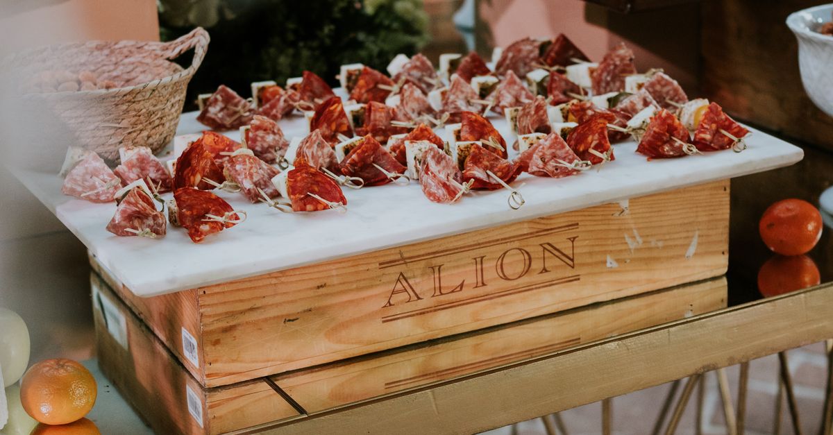 Catering for Diverse Tastes: Spanish Options for Your Wedding